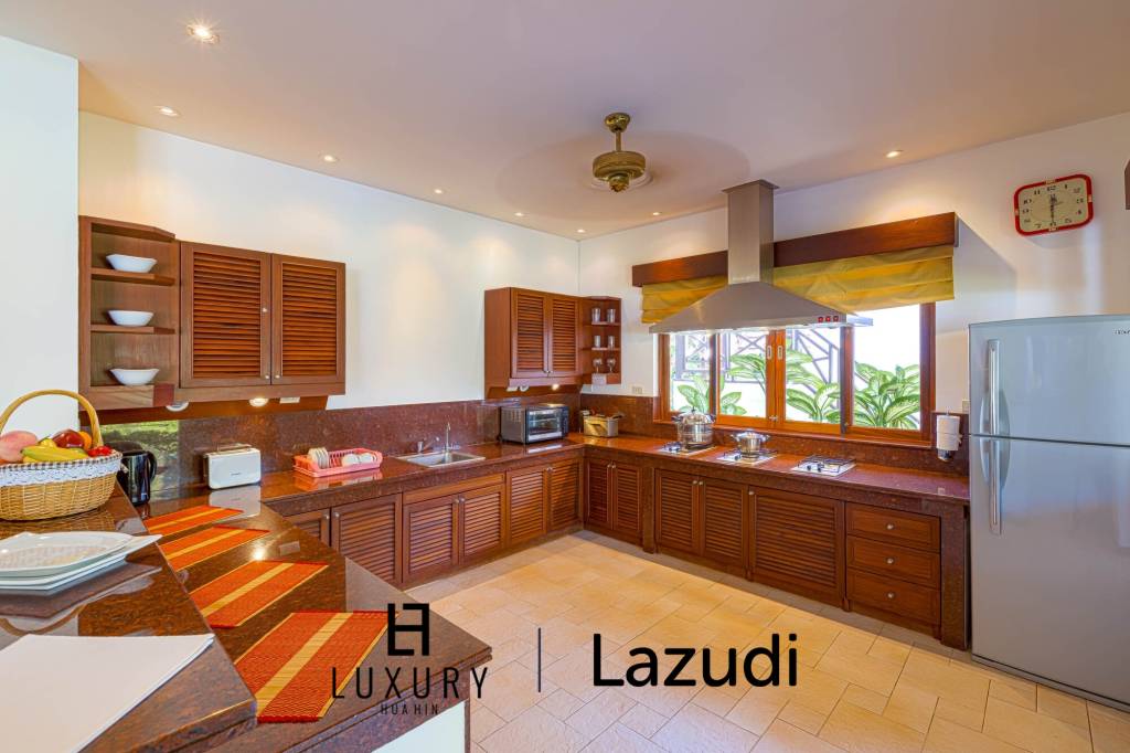 2,400 Kvm 5 Seng Hus for Salg