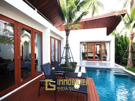 2 Bed, Luxury Pool Villa by the Sea