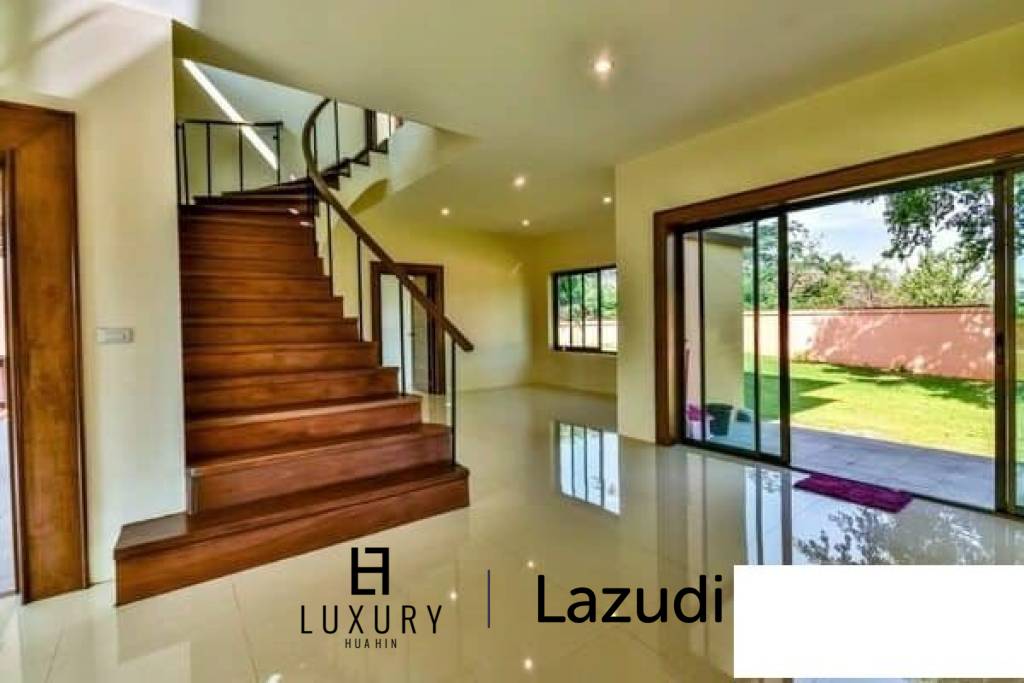 High Quality Bali Style 3 Bed Pool Villa with Panoramic Mountain Views