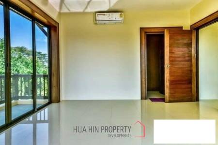 High Quality Bali Style 3 Bed Pool Villa with Panoramic Mountain Views