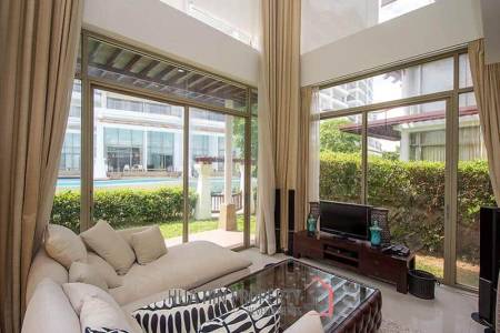 4 Bed Villa on completed Development