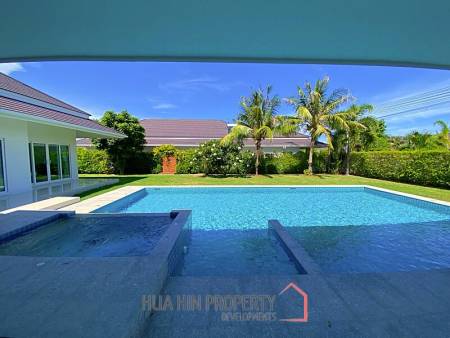 Very Well Presented 4 Bed Pool Villa