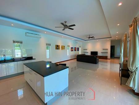 Very Well Presented 4 Bed Pool Villa