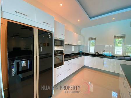 Very Well Presented 4 Bed Pool Villa