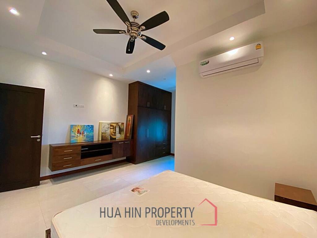 Very Well Presented 4 Bed Pool Villa
