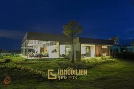 Luxusvillen zum Verkauf am Black Mountain Golfplatz