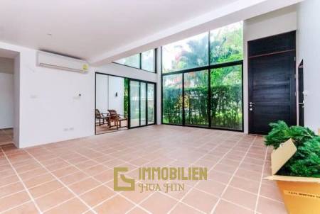 3 Schlafzimmer Villa in Khao Takiab