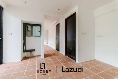 3 Bed Villa in Khao Takiab