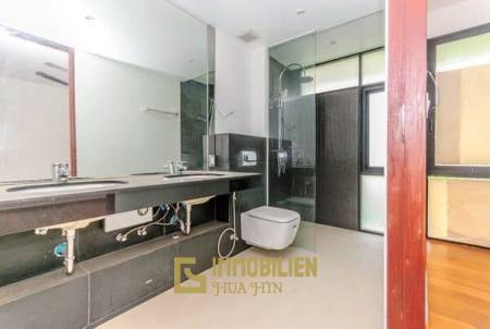3 Schlafzimmer Villa in Khao Takiab