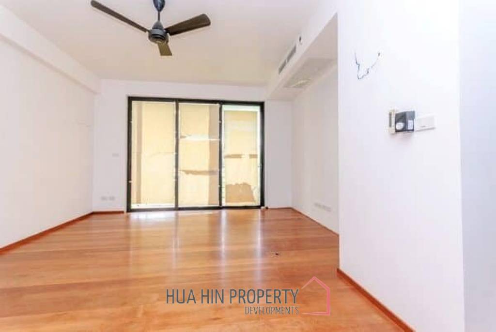 3 Bed Villa in Khao Takiab