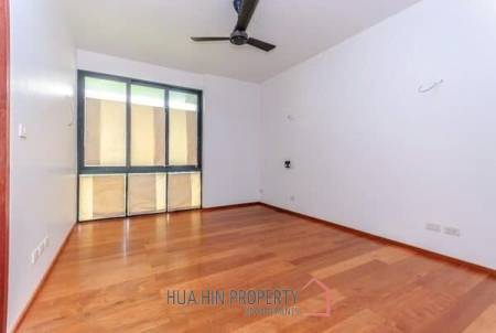 3 Bed Villa in Khao Takiab