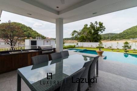 RM WATERSIDE: Luxury 5 Bed Pool Villa with Amazing Views