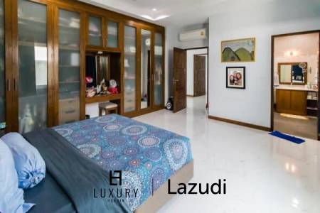 RM WATERSIDE: Luxury 5 Bed Pool Villa with Amazing Views