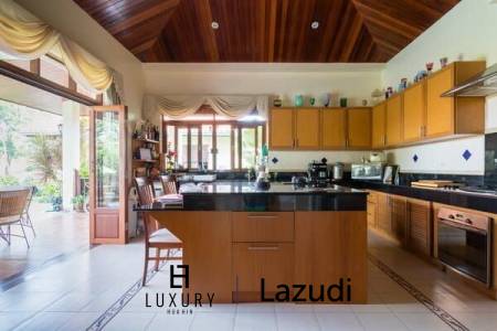 White Lotus 2 : Bali Style Pool Villa On Spacious Plot