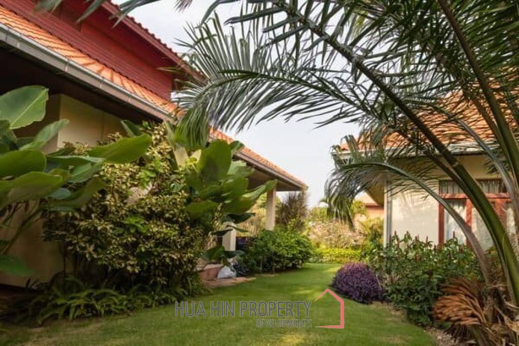 White Lotus 2 : Bali Style Pool Villa On Spacious Plot
