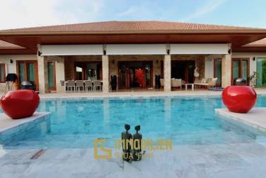 Outstanding New 4 Bed Pool Villa