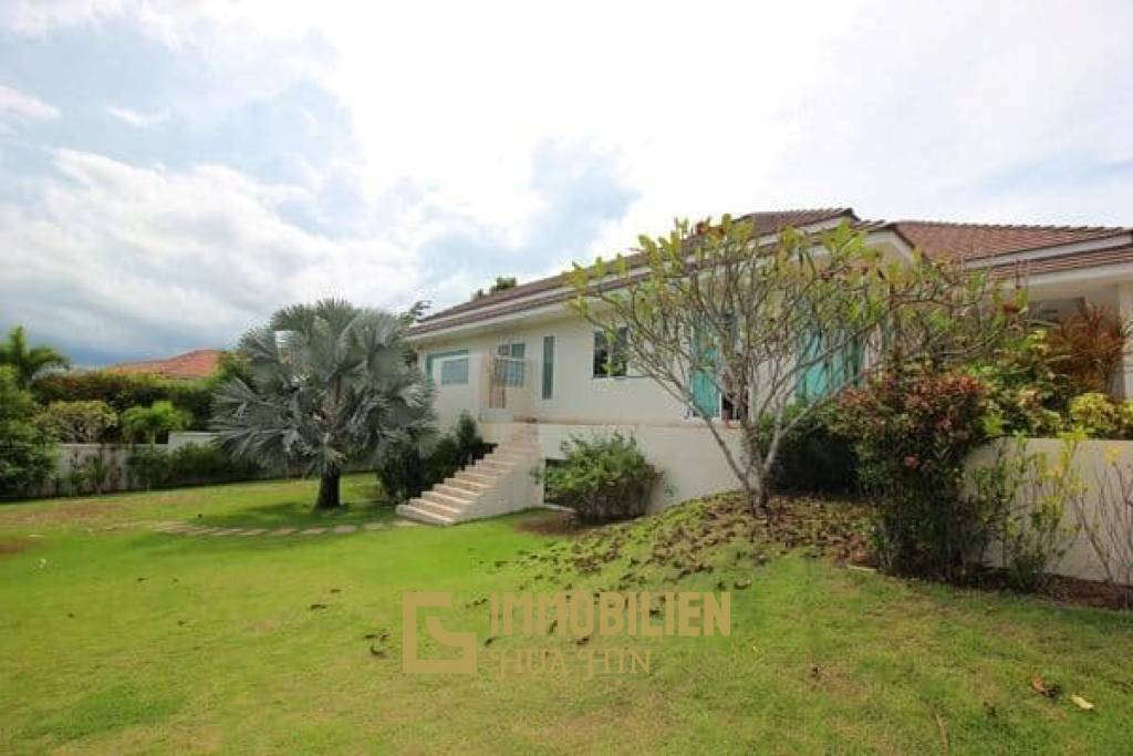Luxury 4 Bed Pool Villa