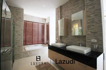 Luxury 4 Bed Pool Villa