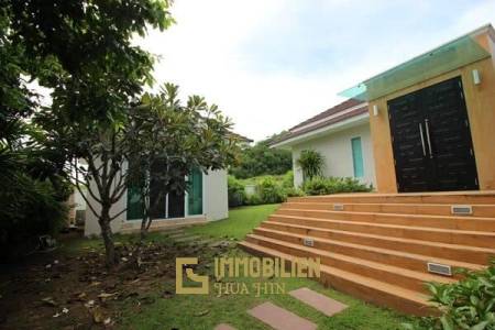 Luxury 4 Bed Pool Villa