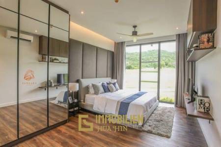 2 Schlafzimmer Luxusvilla - exklusives Wohnen am Golfplatz