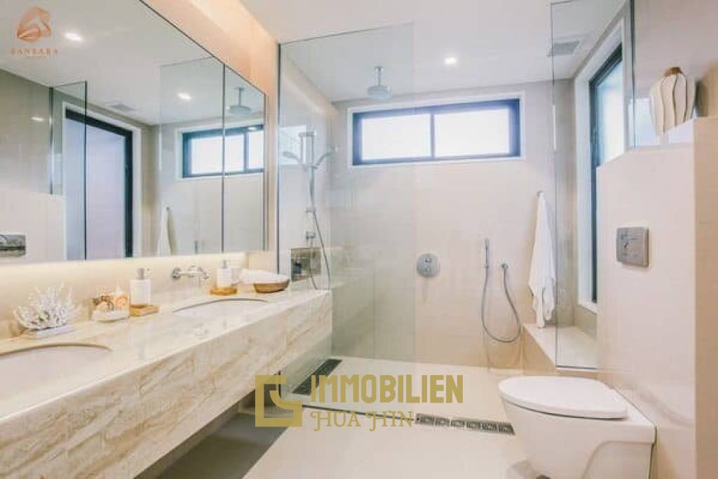 2 Schlafzimmer Luxusvilla - exklusives Wohnen am Golfplatz