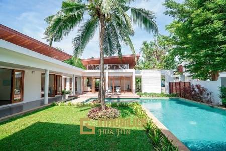 PRAN A LUX : LUXURY 3 BED POOL VILLA JUST FEW STEP TO BEACH