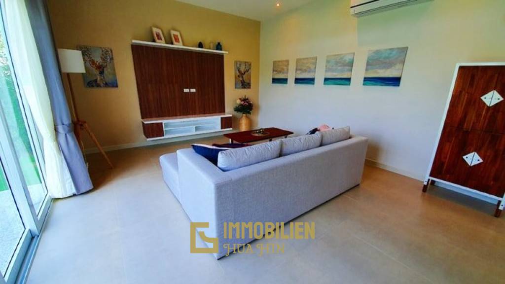 Luxuriöse 2 Schlafzimmer Pool Villa - 10 Minuten westlich der Stadt