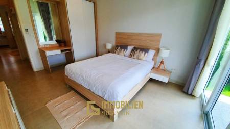 Luxuriöse 2 Schlafzimmer Pool Villa - 10 Minuten westlich der Stadt