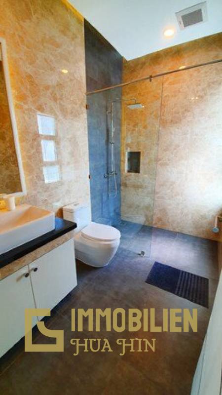 Luxuriöse 2 Schlafzimmer Pool Villa - 10 Minuten westlich der Stadt