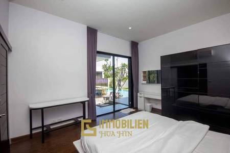 3 Schlafzimmer Pool Villa nur 3-4 Minuten vom Einkaufszentrum BluPort und dem Strand entfernt