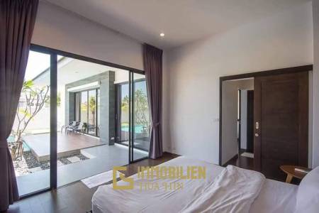 3 Schlafzimmer Pool Villa nur 3-4 Minuten vom Einkaufszentrum BluPort und dem Strand entfernt