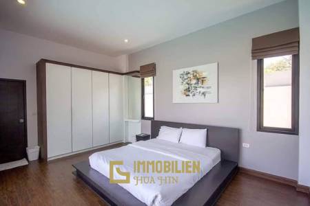 3 Schlafzimmer Pool Villa nur 3-4 Minuten vom Einkaufszentrum BluPort und dem Strand entfernt