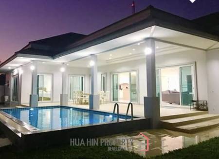 3 Bed Pool Villa near the Beach