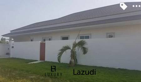 3 Bed Pool Villa near the Beach