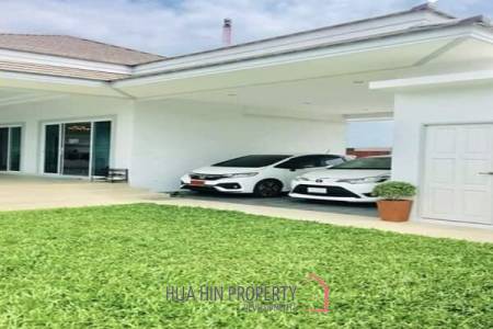 3 Bed Pool Villa near the Beach