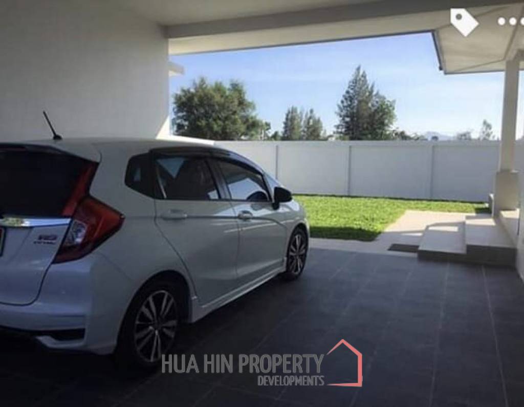 3 Bed Pool Villa near the Beach