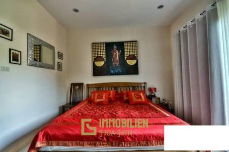 Gut gestaltete 3 Schlafzimmer Pool Villa