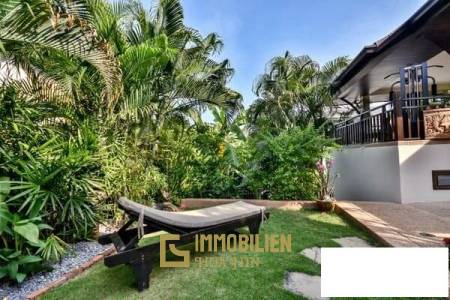 Gut gestaltete 3 Schlafzimmer Pool Villa