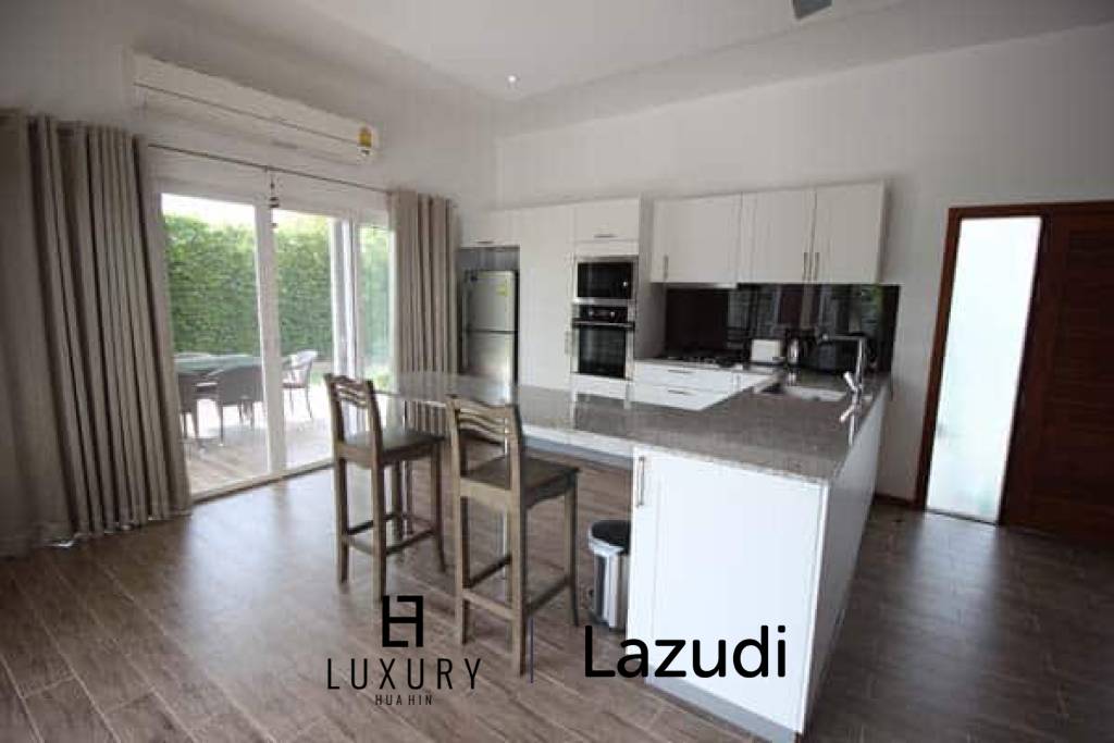 Mali Residence: Solide 3 Schlafzimmer Pool Villa