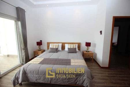 Mali Residence: Solide 3 Schlafzimmer Pool Villa