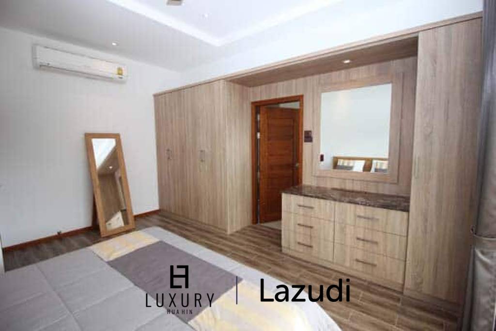 Mali Residence: Solide 3 Schlafzimmer Pool Villa