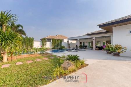 Large 3 Bedroom Pool Villa