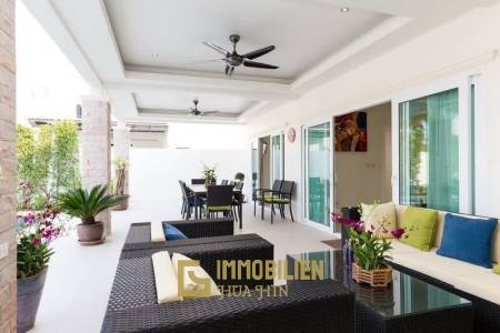 Klassische Pool Villa mit 3 Schlafzimmern