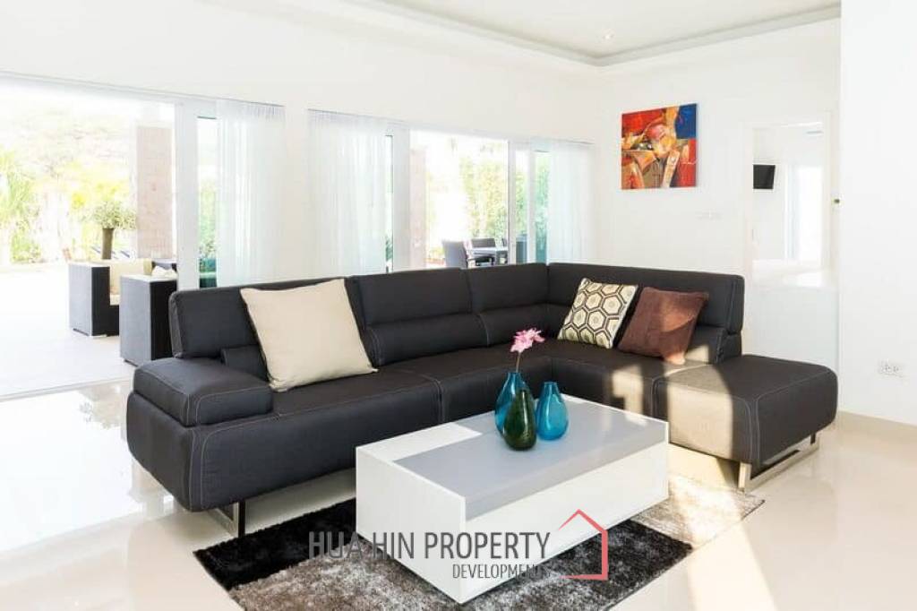 Large 3 Bedroom Pool Villa