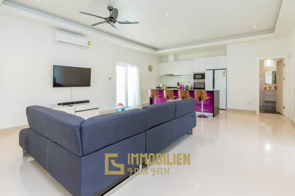 Klassische Pool Villa mit 3 Schlafzimmern