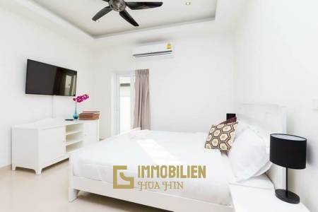 Klassische Pool Villa mit 3 Schlafzimmern