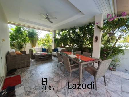 Red Mountain Boutique : 3 Bed, 2 Bath Luxury Pool Villa