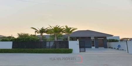 WE VILLAS : Off-plan 4 Bed Pool Villa near the beaches and town