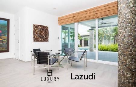 Klassisch Moderne Pool Villa mit 3 Schlafzimmern