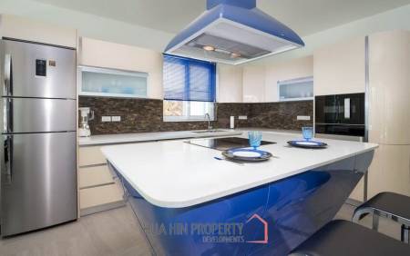 Beautiful 3 Bedroom Pool Villa